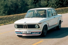 BMW 2002 Turbo 2.0L 4MT RWD (170 HP)