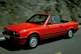 BMW 3 Series Cabriolet (E30) 325i 4AT RWD (170 HP)