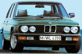 BMW 5 Series (E28) 520i 4MT RWD (125 HP)