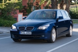 BMW 5 Series Touring (E61) 525d 6MT RWD (197 HP)