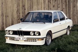 BMW M 535i (E12) 3.5L 5MT RWD (218 HP)