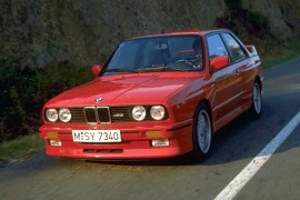 BMW M3 Coupe (E30) 2.3L 5MT RWD (200 HP)