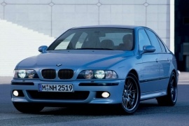 BMW M5 (E39) 4.9L V8 6MT (400 HP)