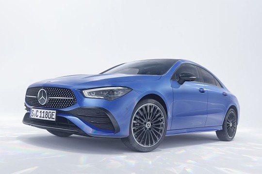 MERCEDES BENZ CLA Coupe 220d 8AT FWD (190 HP)