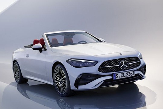 MERCEDES BENZ CLE Cabriolet 200 MHEV 4MATIC 9AT AWD (204 HP)