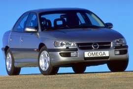 OPEL Omega Sedan 2.0L 16V 5MT RWD (136 HP)
