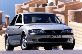OPEL Vectra Hatchback 1.6i 16V 5MT FWD (100 HP)