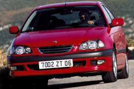 TOYOTA Avensis Liftback 1997 - 2003