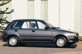 TOYOTA Starlet 5 Doors 1.3i 3AT FWD (75 HP)