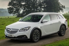 VAUXHALL Insignia Country Tourer 2.0L CDTI 6MT 4x4 (163 HP)