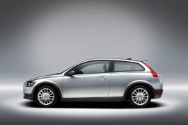 VOLVO C30 2.4L D5 5AT FWD (180 HP)