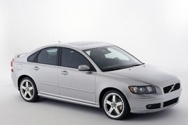 VOLVO S40 D5 5AT FWD (180 HP)