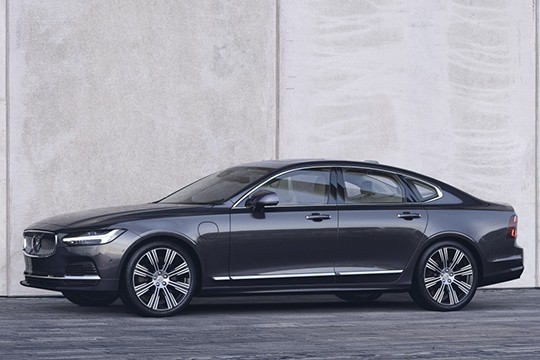 VOLVO S90 2.0L T4 8AT (190 HP)