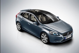 VOLVO V40 2.0L D4 6AT FWD (190 HP)